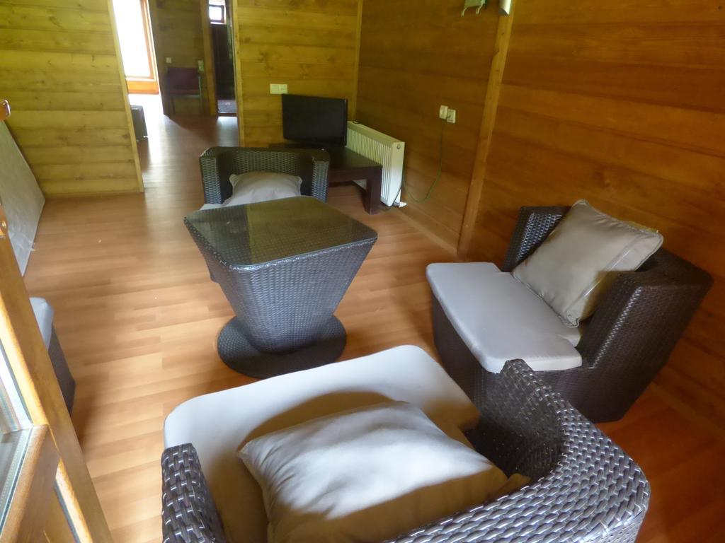 Hotel Hatsvali Mestia Camera foto