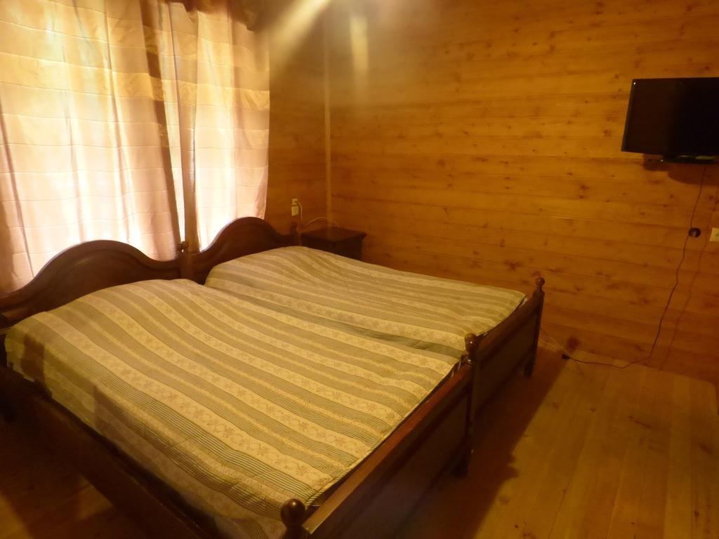 Hotel Hatsvali Mestia Camera foto